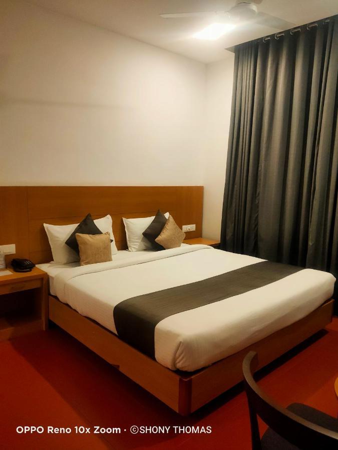 Agincourt Kuttikkanam Otel Pīrmed Dış mekan fotoğraf